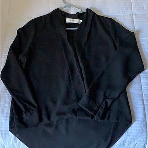 Medium black Tbags women’s blouse